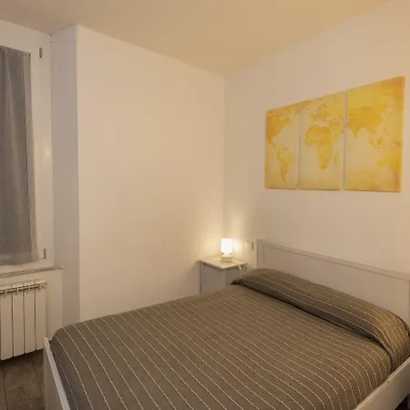 旅行者2号旅馆 3*